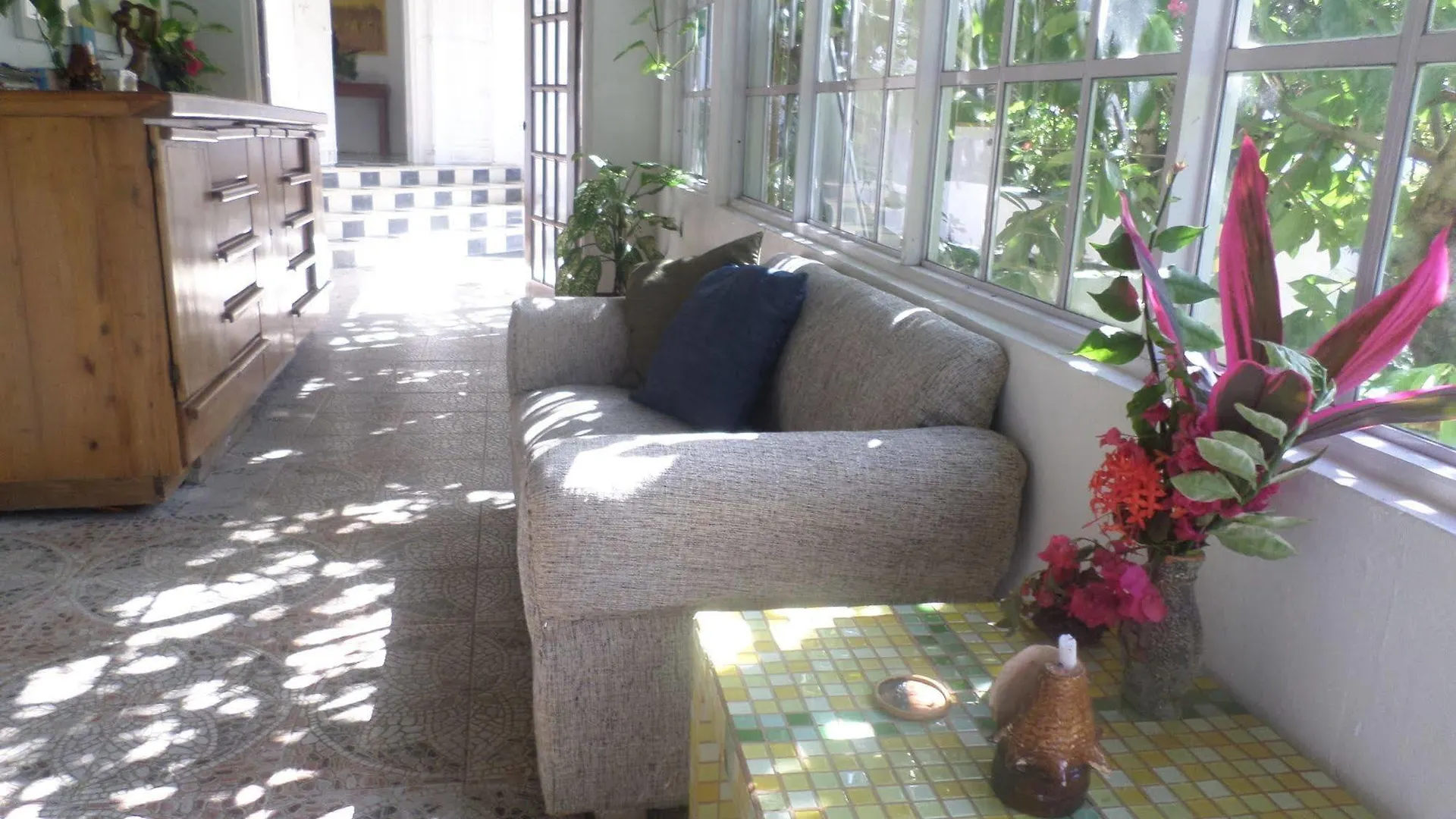 Hotel San San Tropez Port Antonio 3*,
